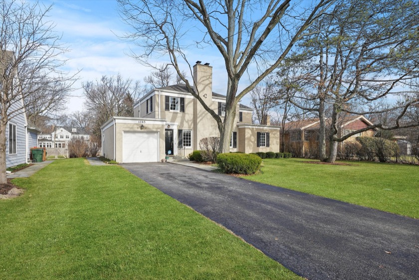 1183 Elm Street, Winnetka — North Shore residence